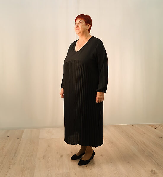 Melna svētku kleita