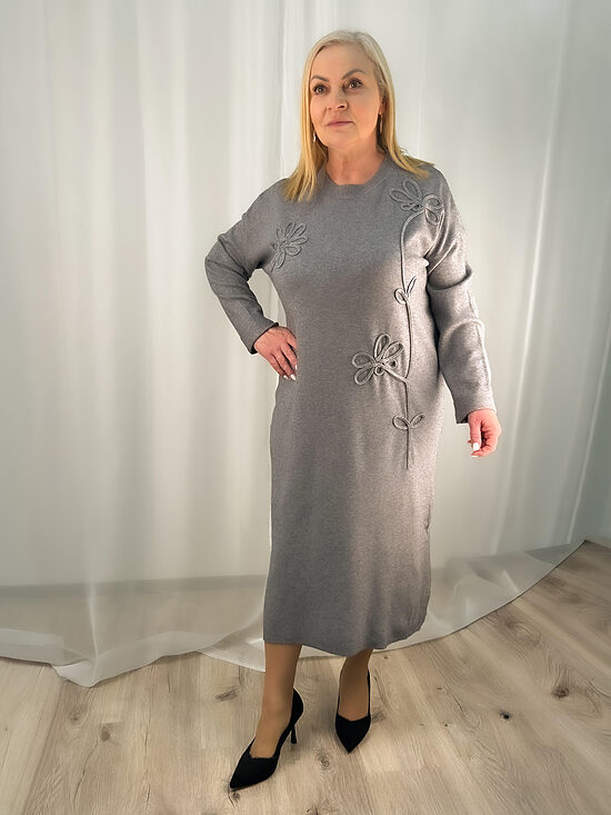 Tumši pelēka džempera kleita